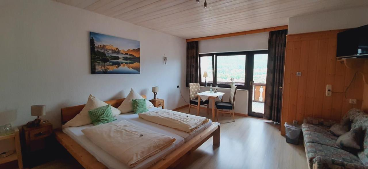 Alpenappartements Schwalbennestl Mittenwald Zewnętrze zdjęcie