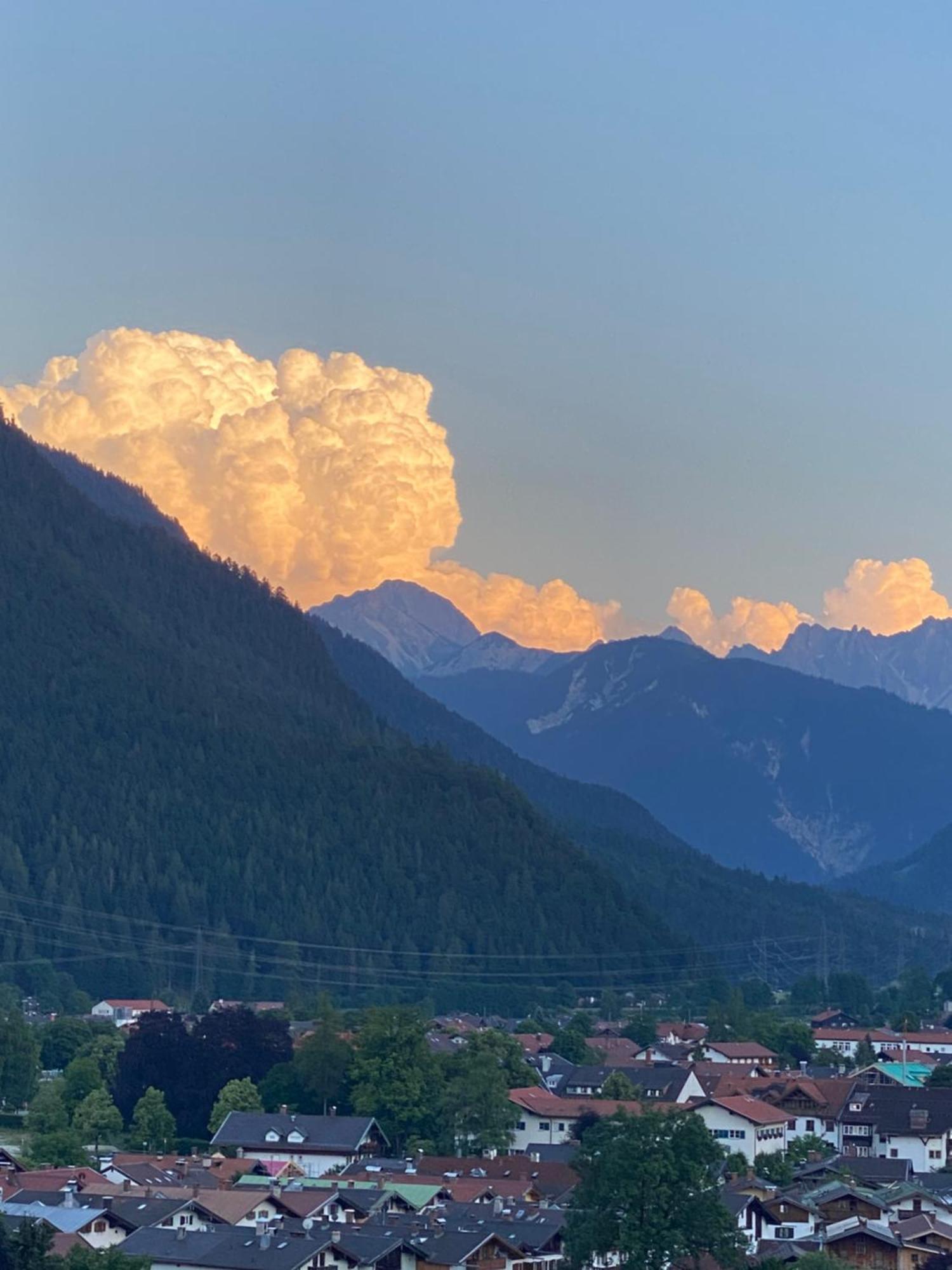 Alpenappartements Schwalbennestl Mittenwald Zewnętrze zdjęcie